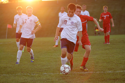 Boys soccer defeats Lansing 5-0