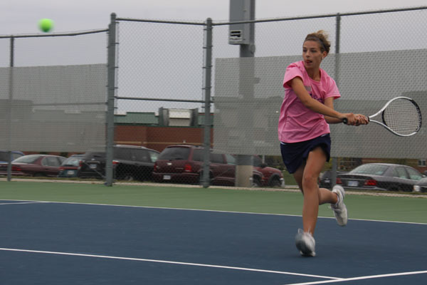 Girls tennis team plays in dual against Shawnee Mission Northwest