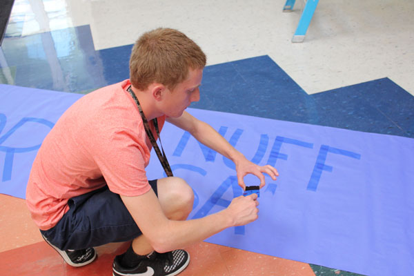 StuCo members share opinions on worth of Homecoming week decorations 