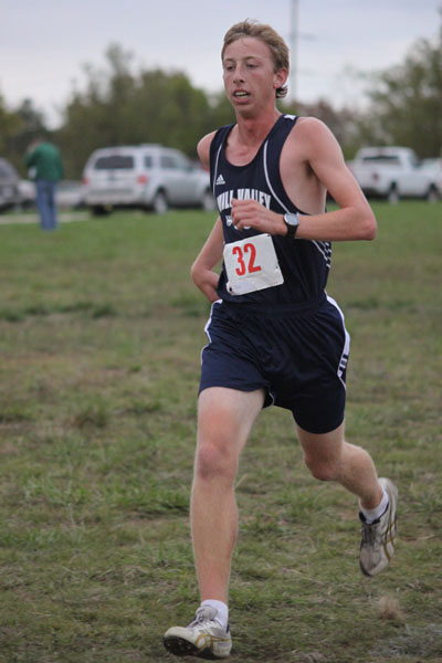 Boys and Girls Cross Country teams place at annual Cat Classic meet