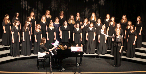 Choir hosts holiday concert