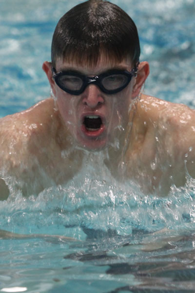 Senior leads newly-formed swim team