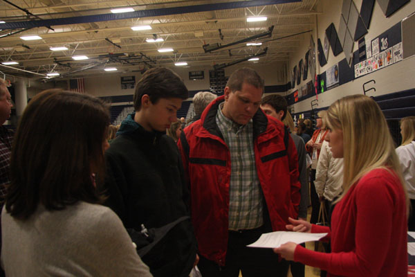 School hosts incoming freshmen parent night