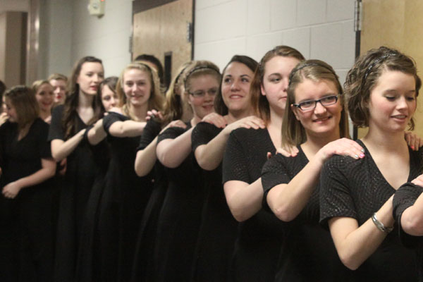 Choir puts on contest-themed concert
