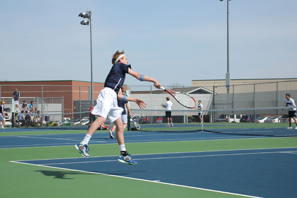 Varsity tennis team wins three matches