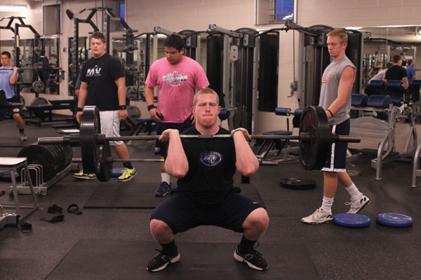 Power lifting becomes a popular sport