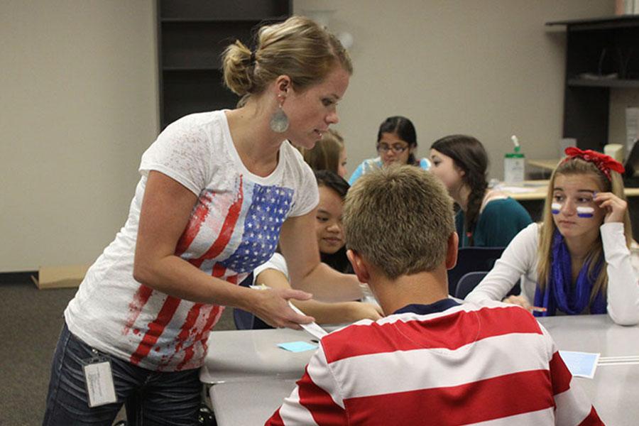 Freshman counselor Polly Vader explains an activity that helps raise awareness of the harmful effects of drug usage to a group of freshman on Thursday, Oct. 3.  “It’s just giving them a little more information and background.” Vader said.