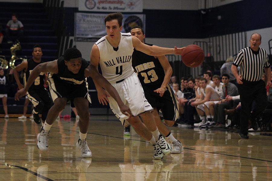 The boys basketball team defeated the Turner Golden Bears 67-43 on Friday, Feb. 14.