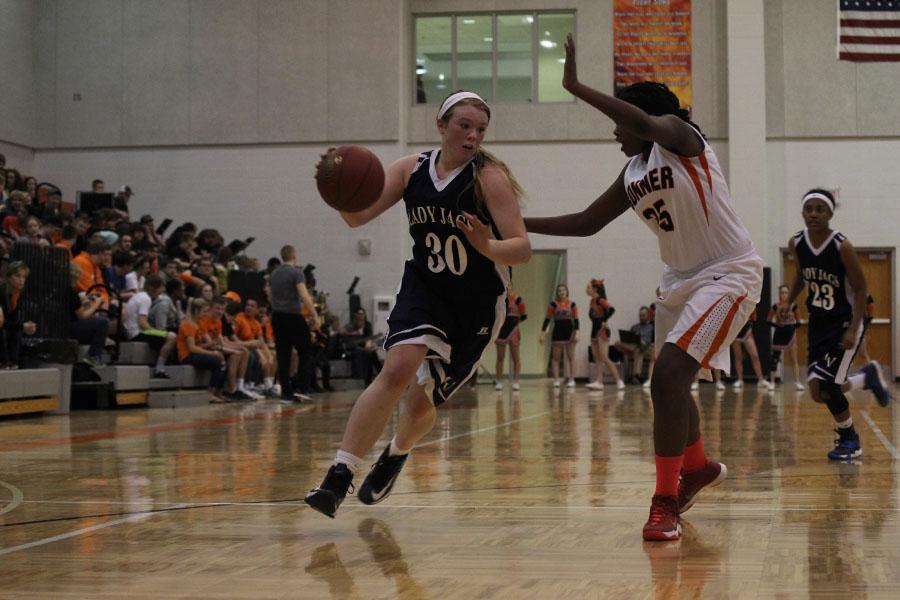 The girls basketball team defeated the Bonner Springs Braves 43-34 on Tuesday, Feb. 18.