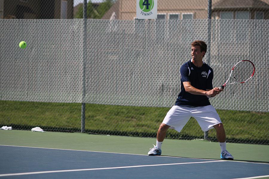 Tennis team places second at regionals for the second year in a row