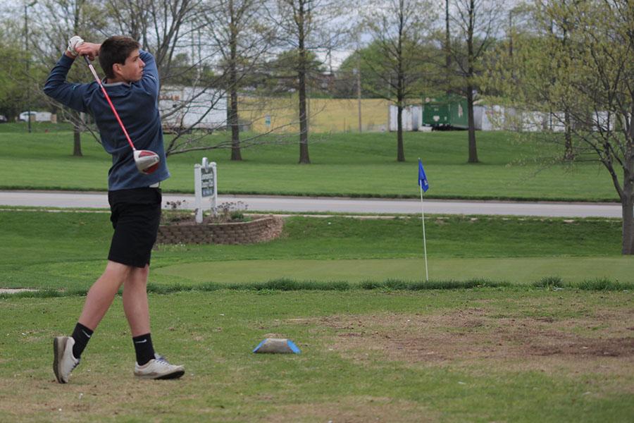 Boys golf scores best in team history