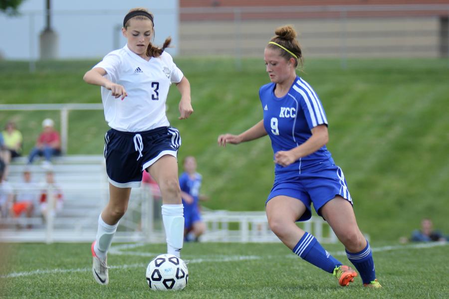 Girls soccer beats Kansas City Christian