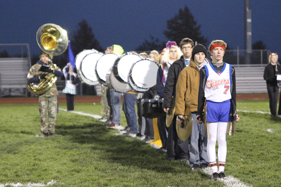 Photo+Gallery%3A+Student+section+and+band+dress+for+Halloween%3A+Oct.+31