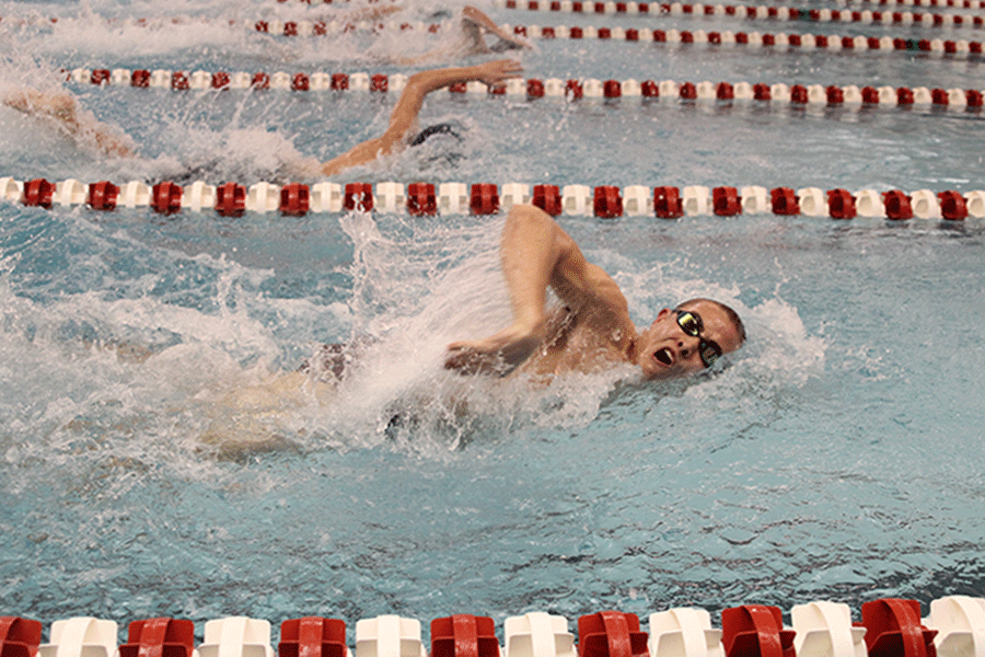 Junior Chase Midyett races in the Freestyle