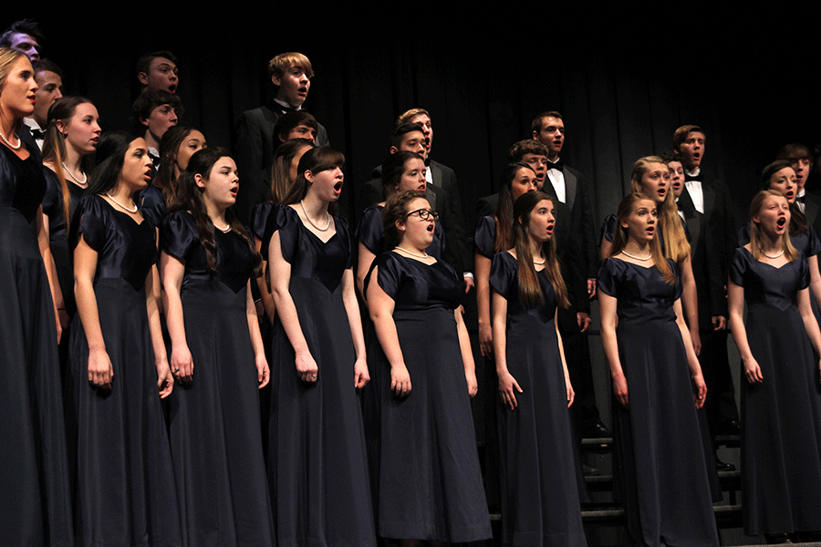 The Jag Chorale sings their final contest piece during the choir concert. 
