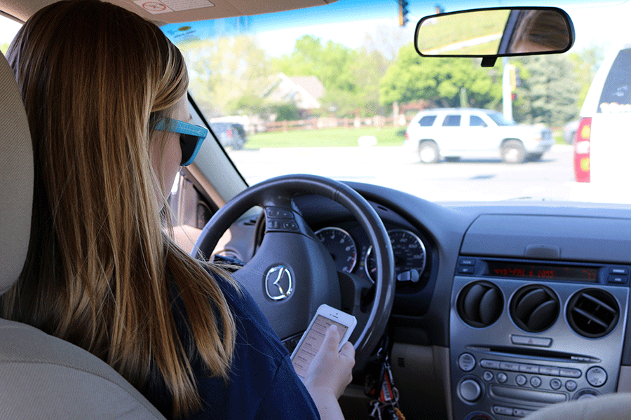 Study+shows+distraction+a+major+reason+for+car+crashes+involving+teen+drivers