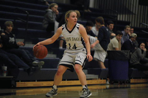 Girls basketball team victorious over Bonner Springs