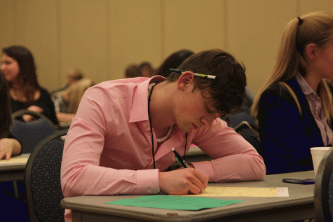 Four DECA team members qualify for nationals