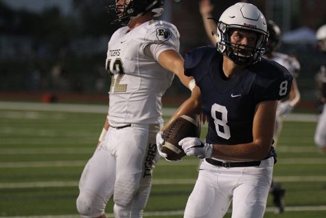 Football falls to Blue Valley Tigers