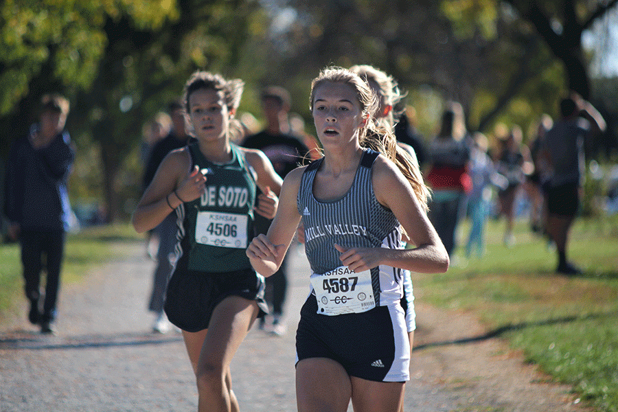 Freshman Molly Haymaker runs ahead of competitors.