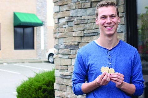 Senior Mitch Willoughby adjusts to being the sole diver for the swim team