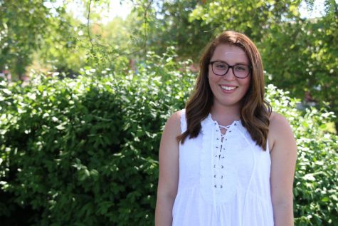 Mia Thomas, JAG people editor