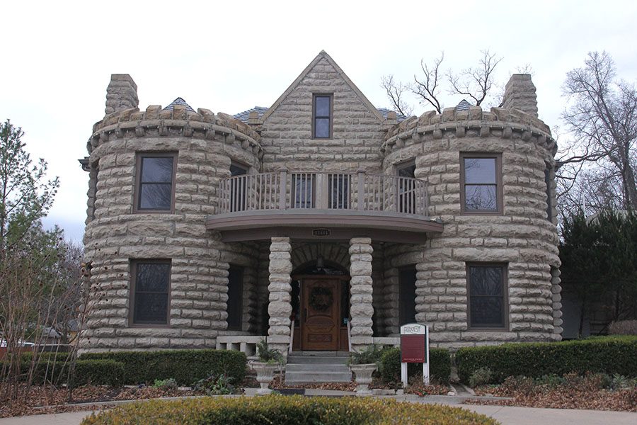 Caenen Castle stands for over 100 years