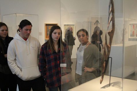 Spanish National Honor Society views Picasso exhibit
