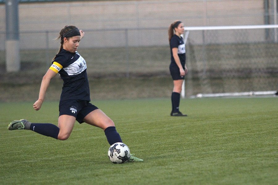 After a foul, junior Shyanne Best lines up for a long ball upfield.