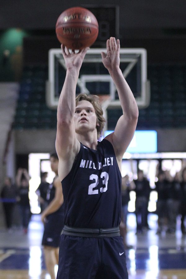 After being fouled while shooting a three, senior Cooper Kaifes shoots and makes three free throws to end the half. 

