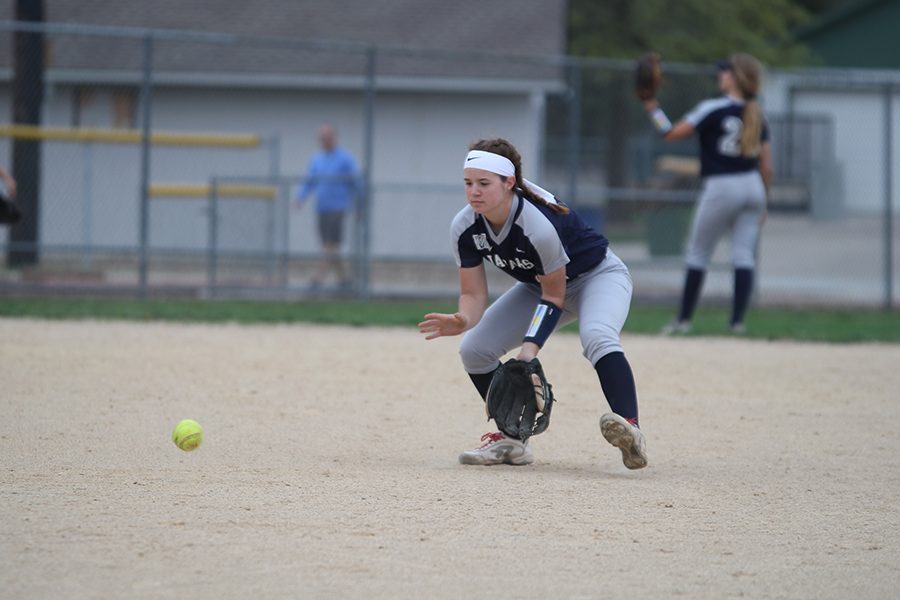 Freshman Belle Bonn gets ready to catch an incoming ball. 