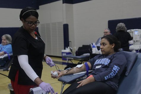 StuCo hosts after-school blood drive