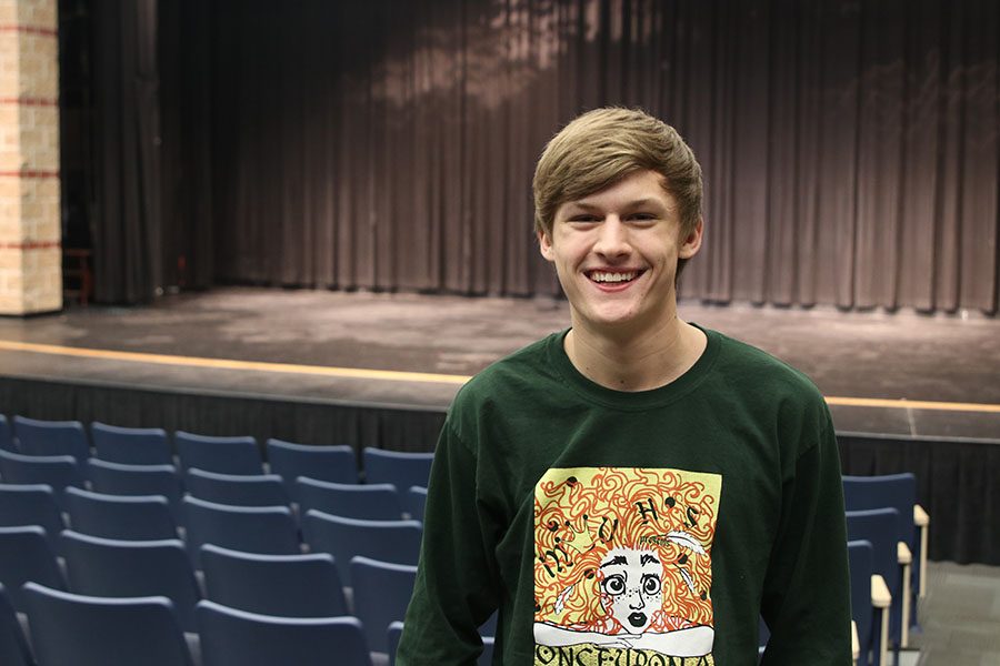 Senior Blake Aerni breaks barriers by participating in theater