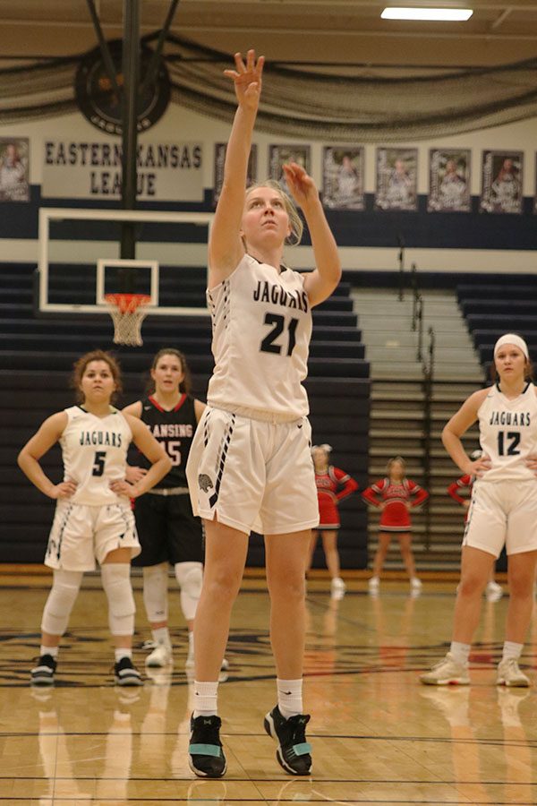 In the second half of the game on Tuesday, Jan. 11, senior Lexi Ballard shoots a free throw.