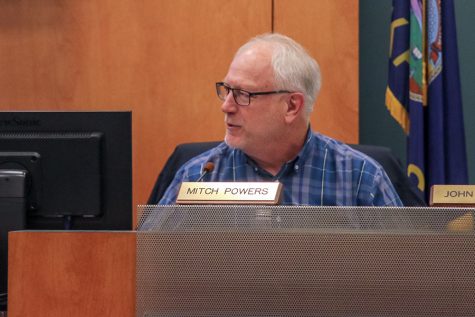Board of Education passes GSA’s nondiscrimination policy change proposal in 6-to-1 vote
