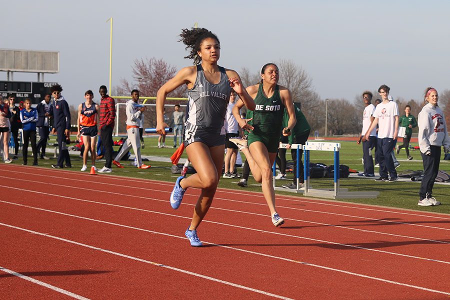 The last one to run, freshman Sydnie Short competes in the 4x1 relay.