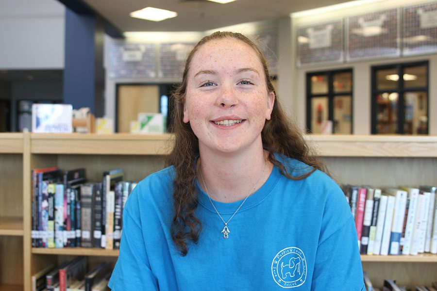 Student tech Madison Vosburg uses her childhood love for computers with new Macbooks