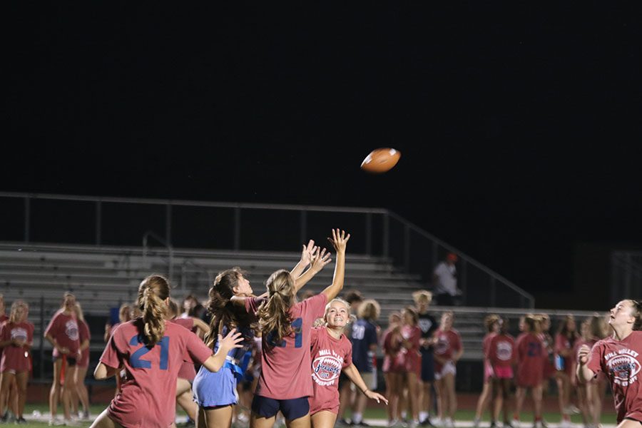 Seniors defeat juniors in annual Powderpuff football game rivalry