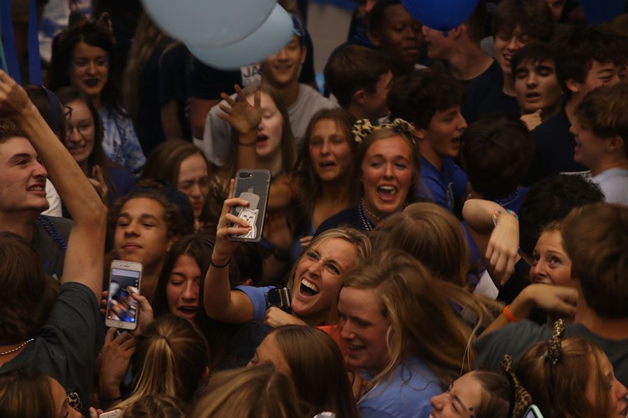 Senior class celebrates the end of homecoming week with annual Blue Bomb