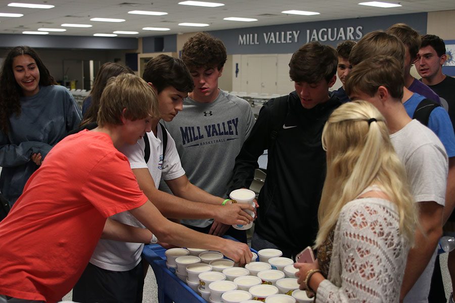 DECA starts season strong with ice cream social