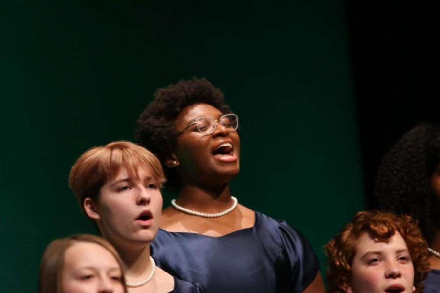 During her solo, senior Anna Paden singings to one of the songs. 