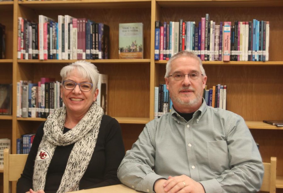 After 20 years at the school, librarian Andy Shelly and gifted services facilitator Carmen Shelly are retiring.