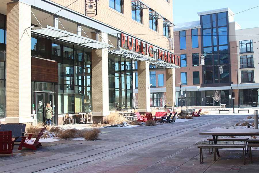 The Lenexa Public Market is a unique place to get a bite to eat or shop at the locally owned booths. Restaurants like Chewology and Mad Man’s KC Barbecue offer good cuisine at the market.

