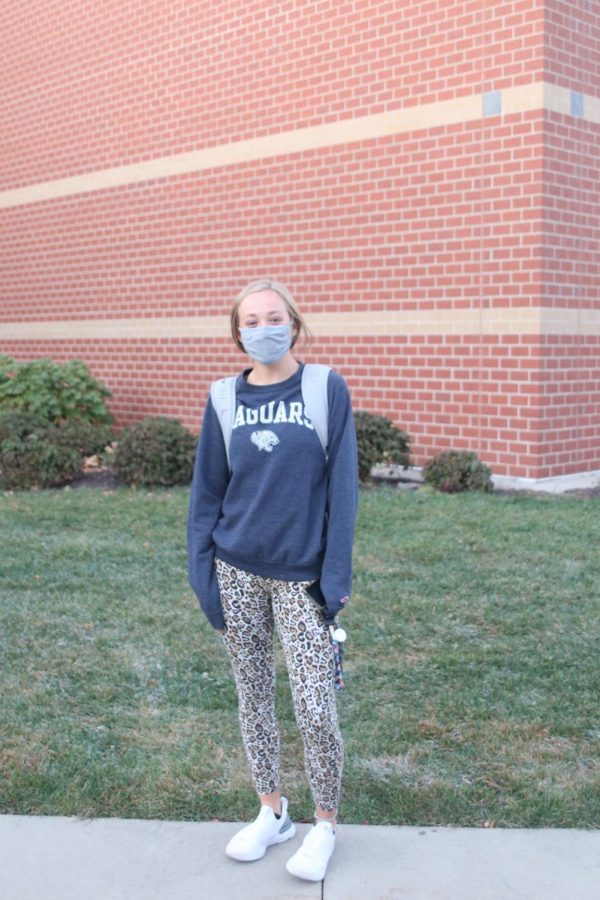 In her jaguar print and MV sweat shirt, sophomore Avery Blubaugh showcases her HOCO spirit.