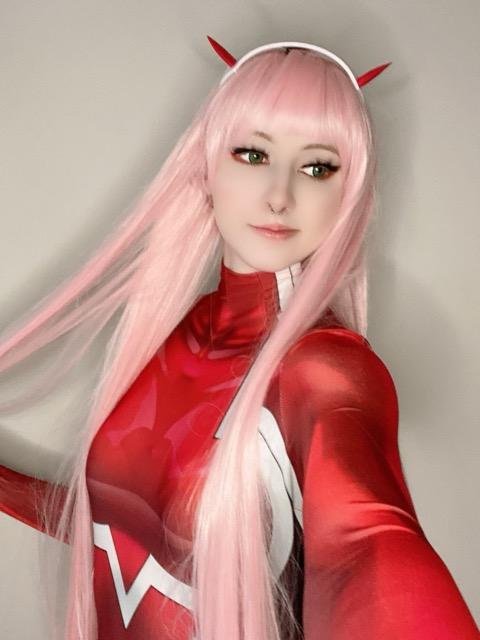 As Zero Two from Darling in the Franxx, senior Jaclyn OHara poses for the camera.