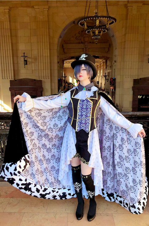 Donned in a cape and top hat, senior Jaclyn O’Hara poses deviously as the half-human, half-demon Black Butler character Ciel Phantomhive.