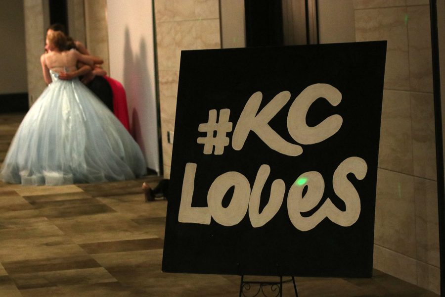 The theme for prom this year was Kansas City so the prom committee painted large signs with logos and phrases from around the city. Party favors were decorated sugar cookies and stickers with Kansas City-related items. 