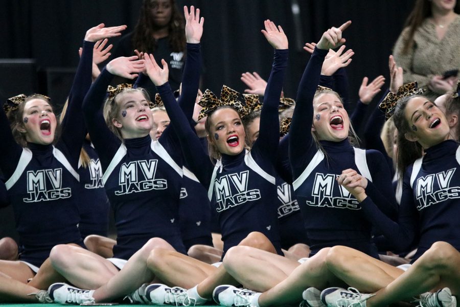 Before being announced their final placements, the girls thank their parents for coming to their competition.