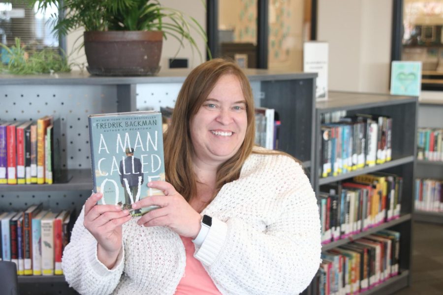 Mill Valley News English Teacher Sara Sedgwick Recommends The Book A Man Called Ove