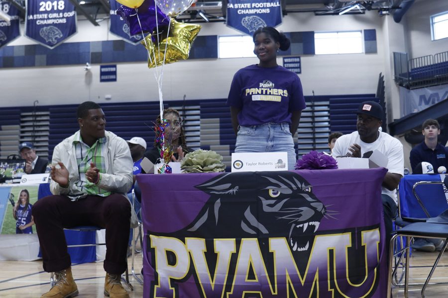 Senior Taylor Roberts signs to play volleyball at Prairie View A&M.